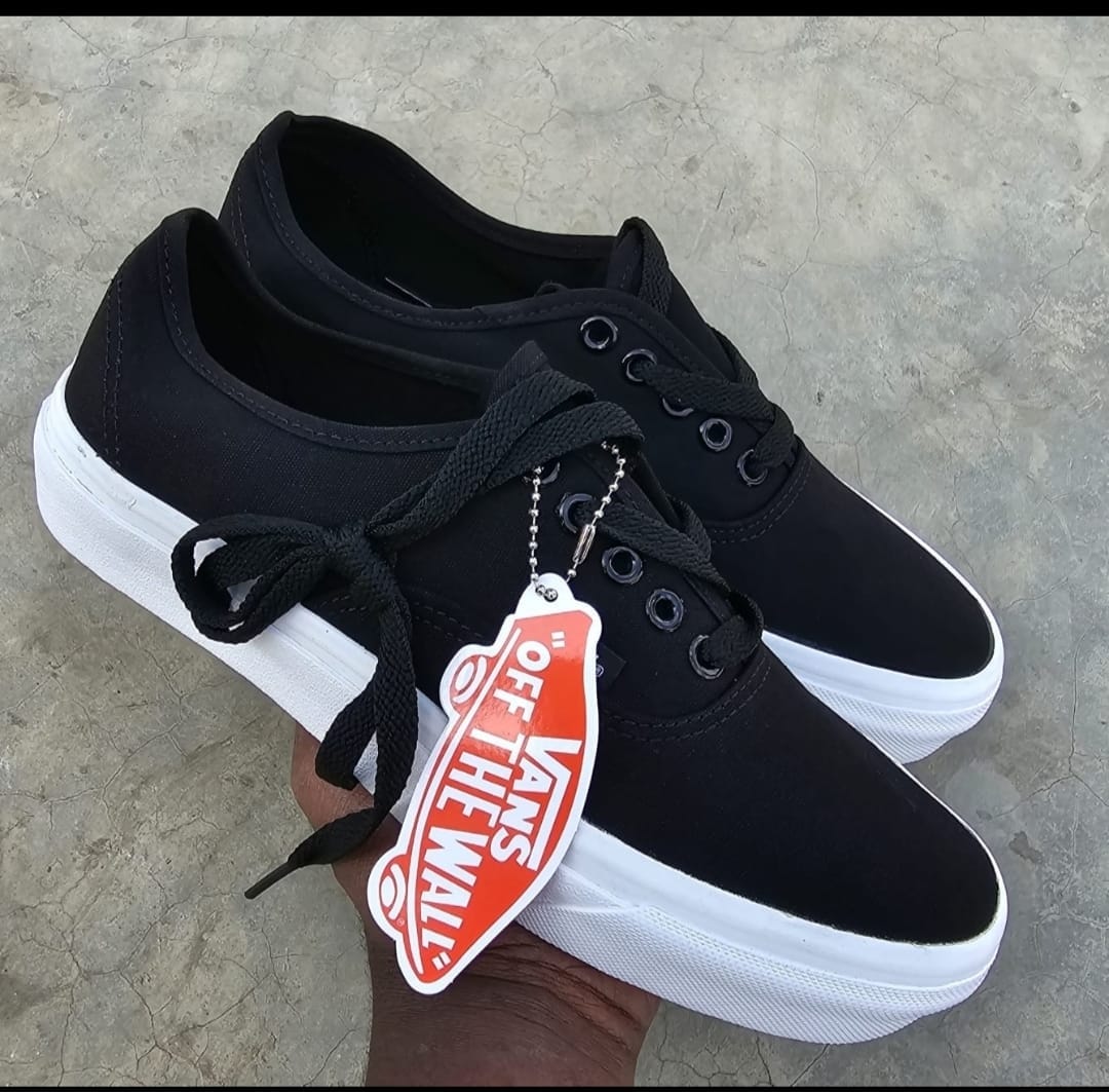 Vans (Unisex) Image 3